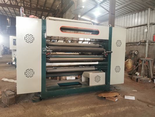 200 м / мин Машина для резки нетканой ткани Покрытая бумага Нетканая резка 600 мм