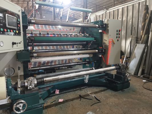Управление ПЛК Вертикальная режущая машина Покрытие бумаги Слиттер Rewinder Machine 0 - 200 м/мин