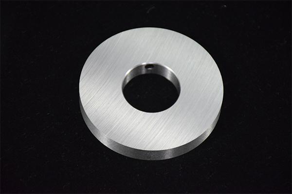 Круглое высокоточное вращающееся режущее лезвие ПВХ режущее лезвие вращающиеся лезвие режущая машина бумажная труба клейкая лента режущая машина лезвие 18